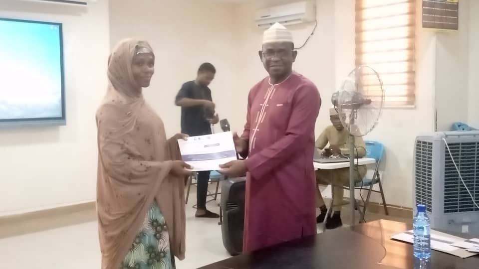 Award of Certificate for Participation to DP Rep.